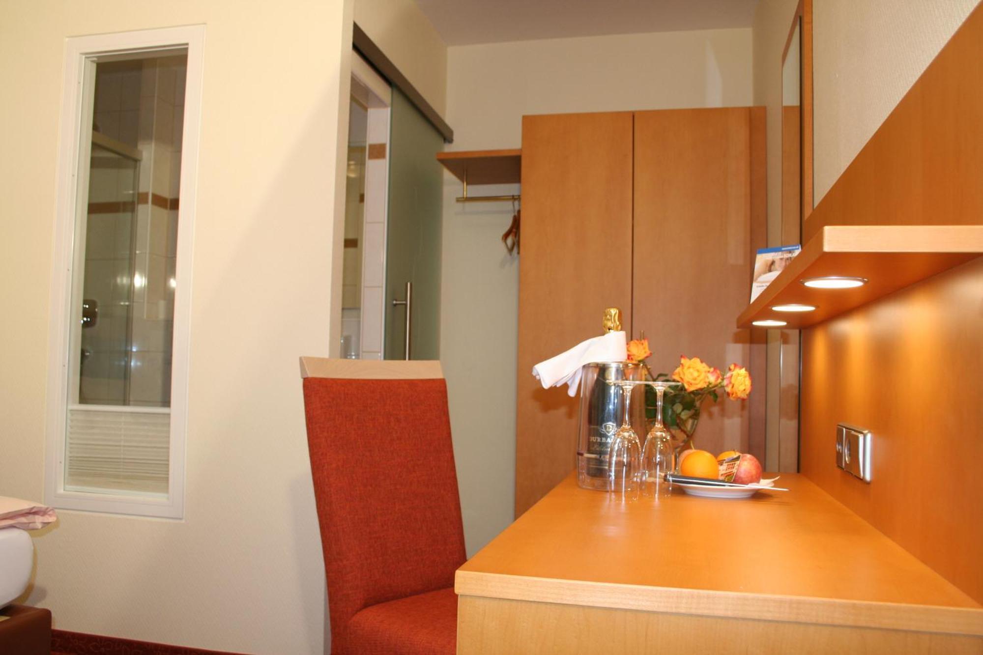 Hotel Sonnenhof Bad Wildbad Pokoj fotografie